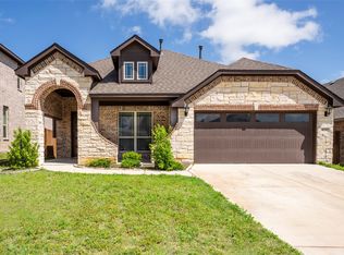 8232 Leopard Pass, Godley, TX 76044
