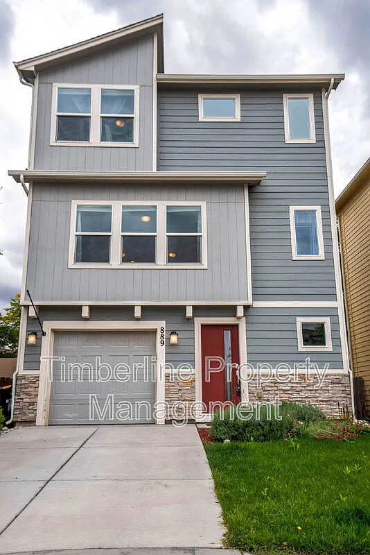 3 bed, 2.0 bath, 1494 sqft, $2,275 — Photo 3