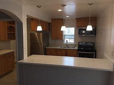 1st image of 831 Kodak Dr Unit 1/4