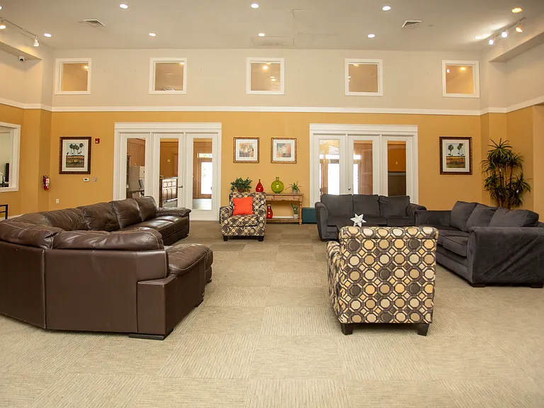 Capital Luxury Condominiums — Photo 11