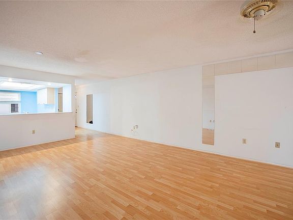 5th image of 7640 92nd St APT 205E