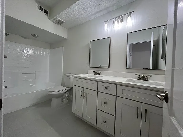 12020 Villanova Dr #111 — Photo 16