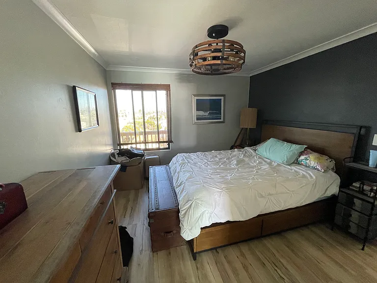 5015 Santa Cruz Ave — Photo 6