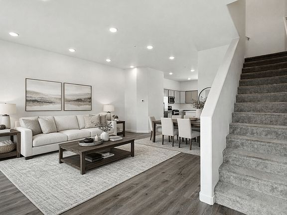 4th image of 4873 Summit Ridge Dr #4817
