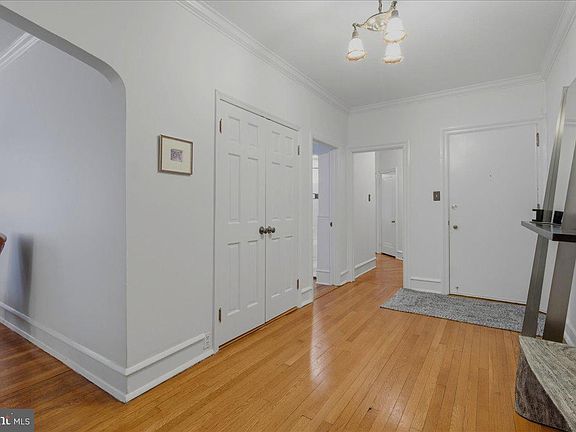 3rd image of 4701 Connecticut Ave NW APT 108