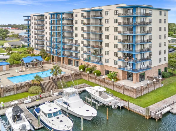 4425 Arendell Street #609, Morehead City, NC 28557