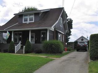 18 S Johnson Rd, Houston, PA 15342