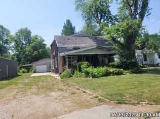 1126 Prickett Ave, Edwardsville, IL 62025
