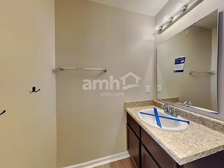 2376 Blackthorn Dr — Photo 17