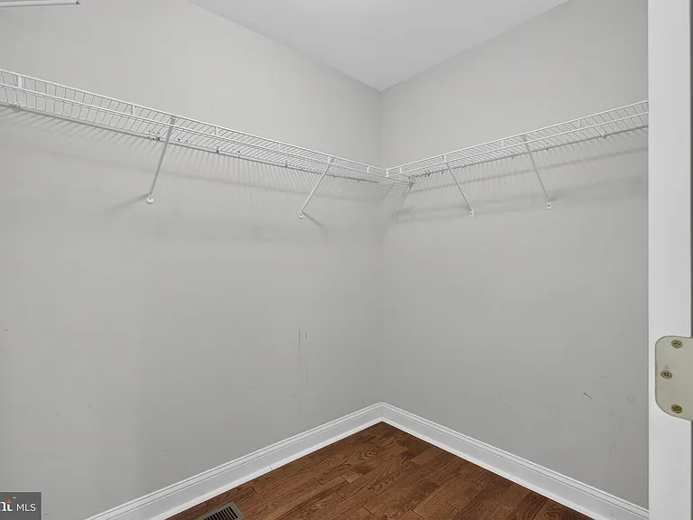 16 Oak Leaf Ln — Photo 40