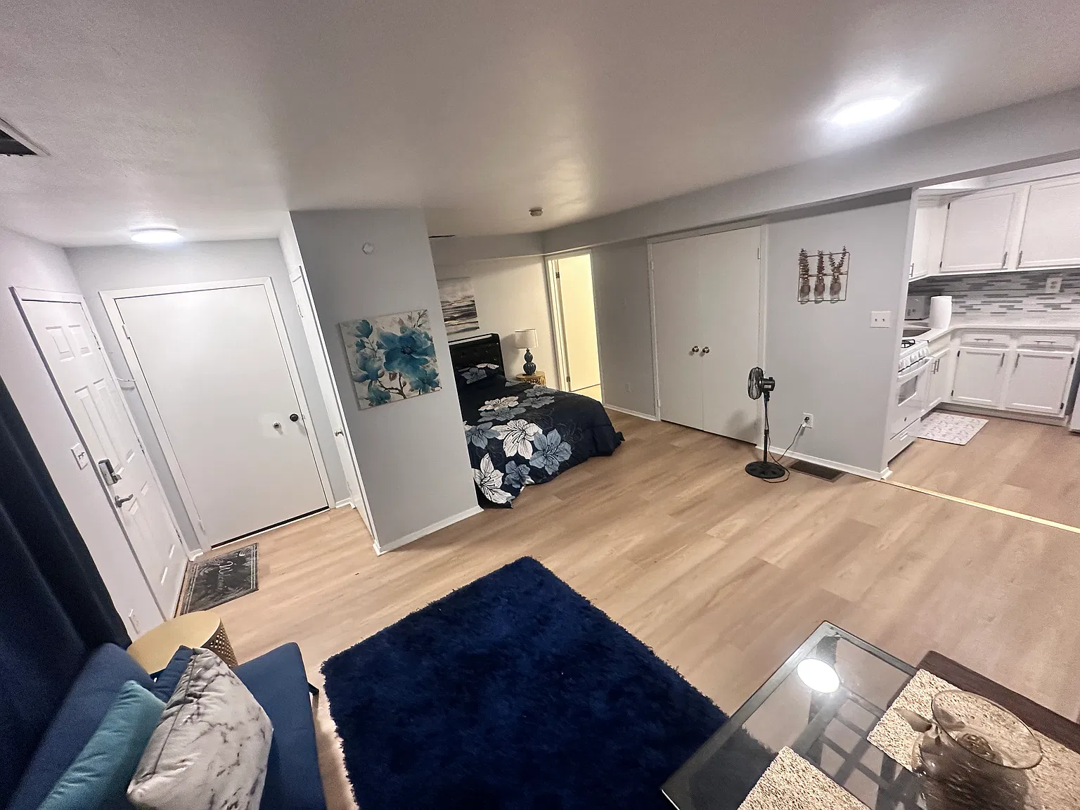 Studio, 500 sqft, $1,675 — Photo 3