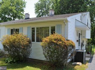 2962 Thunderhead Rd, Roslyn, PA 19001