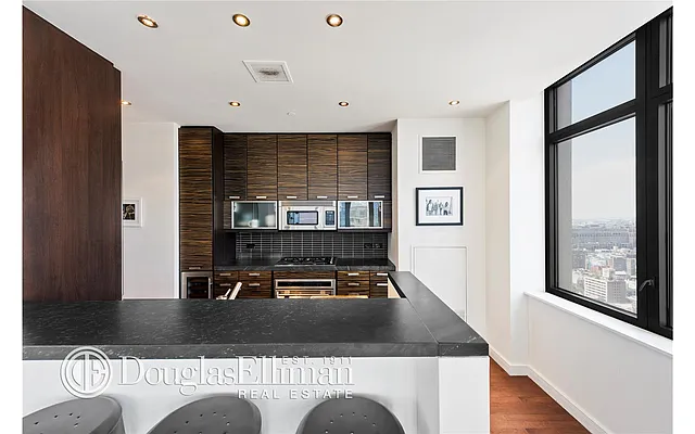 Rented by Douglas Elliman | media 16