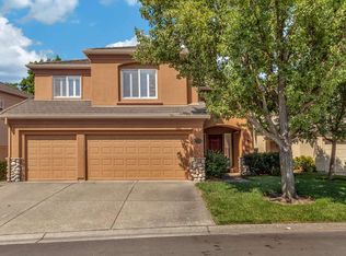 9 Surf Water Ct, Sacramento, CA