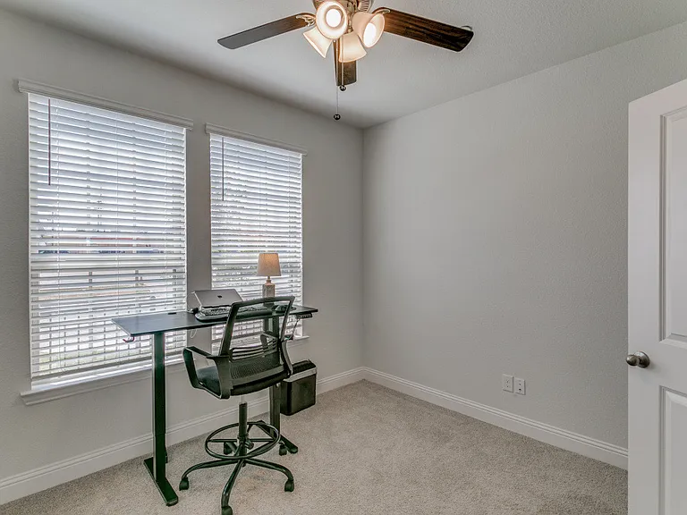5528 Kilmer Dr — Photo 8