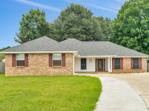 56 Corner Oaks Dr, Hattiesburg, MS 39402