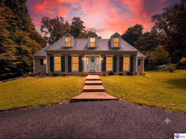 717 Sunrise Ln, Elizabethtown, KY 42701