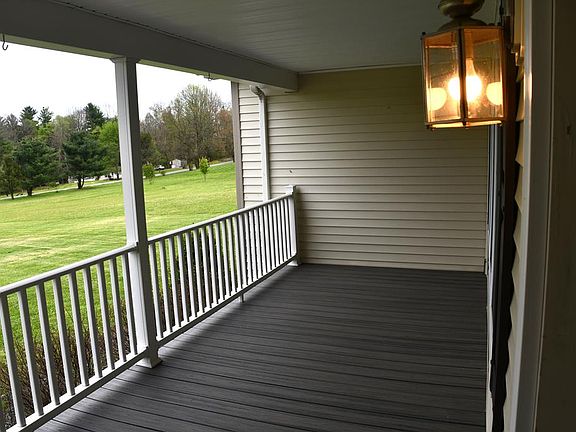 5th image of 699 Reed Rd