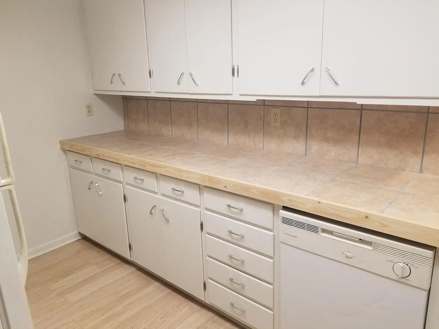 3 bed, 1650 sqft, $2,100 — Photo 3