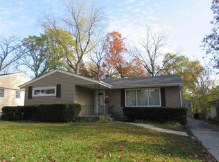 1215 Scottswood Rd, Rockford, IL 61107