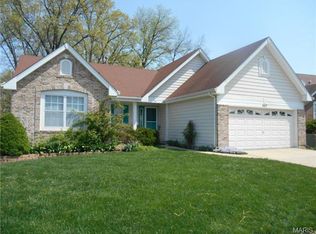 807 Crescent Oaks Ct, Valley Park, MO