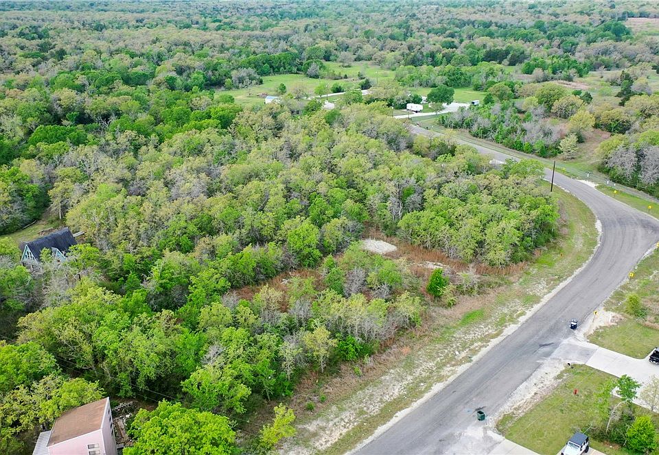 1st image of 11048 Favor Rd