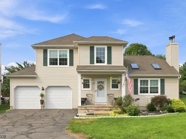 47 Colby Ct, White Twp., NJ 07823