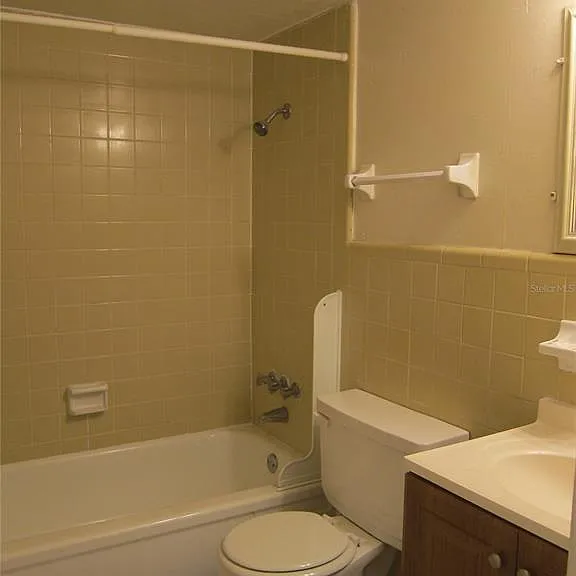 300 NW 20th Ave #6 — Photo 9