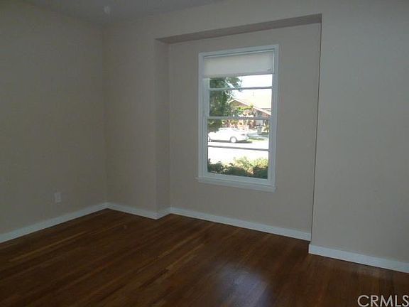 3rd image of 1514 W 154th St