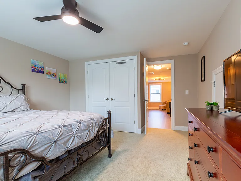 805 Poplar St — Photo 8