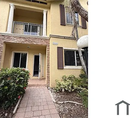 11245 SW 231st Ln — Photo 1