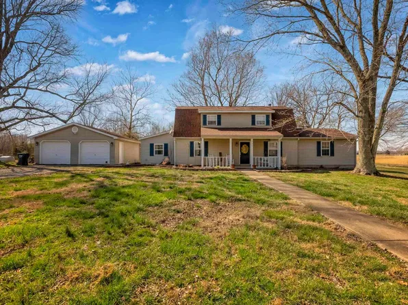 309 N Egyptian Hills Rd, Creal Springs, IL 62922