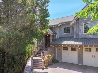15 Sea Watch Ct, Florence, OR 97439