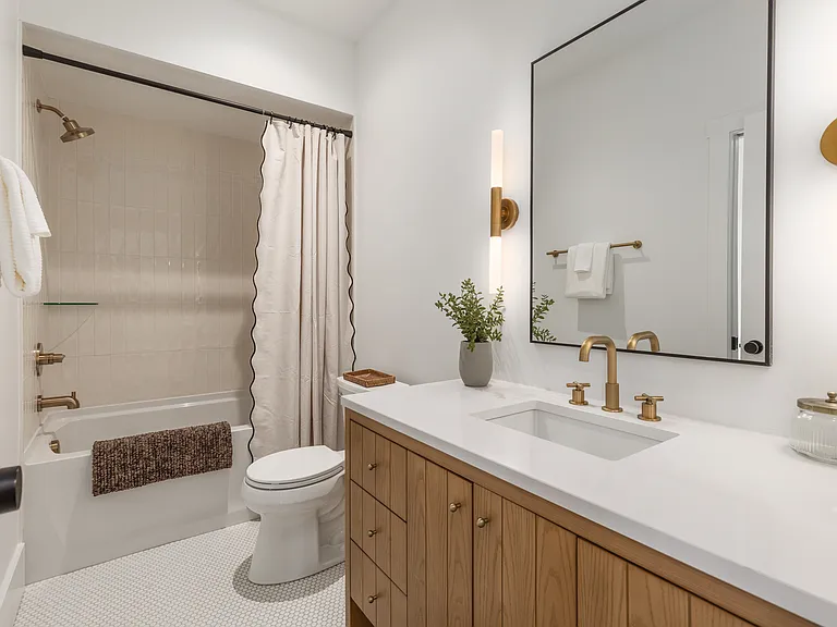 1013 Summit Ave #A — Photo 39