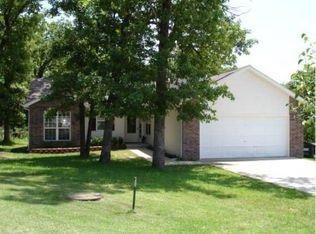 225 Cedar Ln, Branson, MO 65616