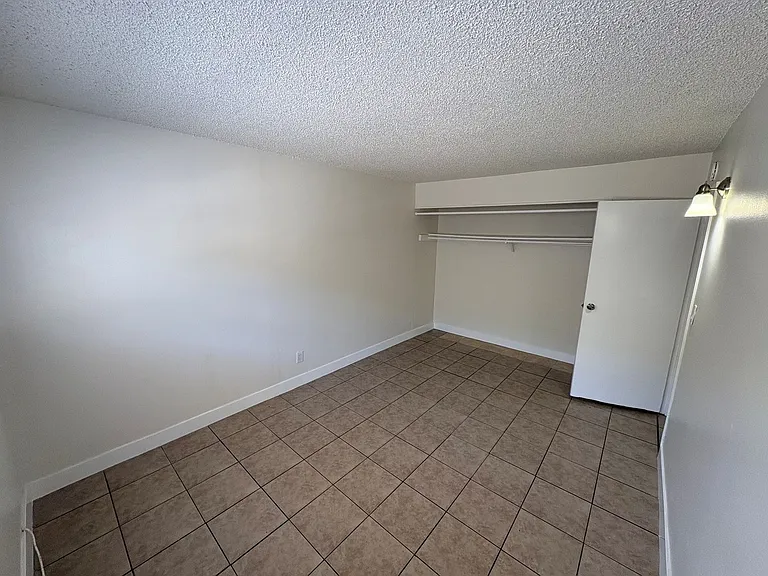 2 bed/1 bath in Beautiful Long Beach! — Photo 22