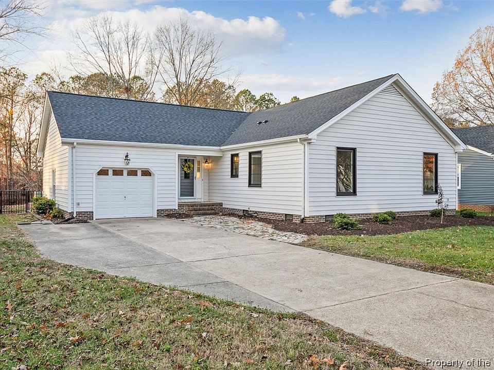 1st image of 400 Tabb Lakes Dr