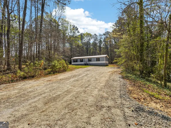 886 Walnut Dr, Monroe, GA 30655