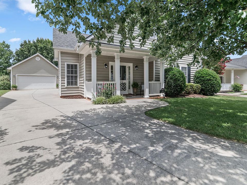 1st image of 118 Wyndsong Pl