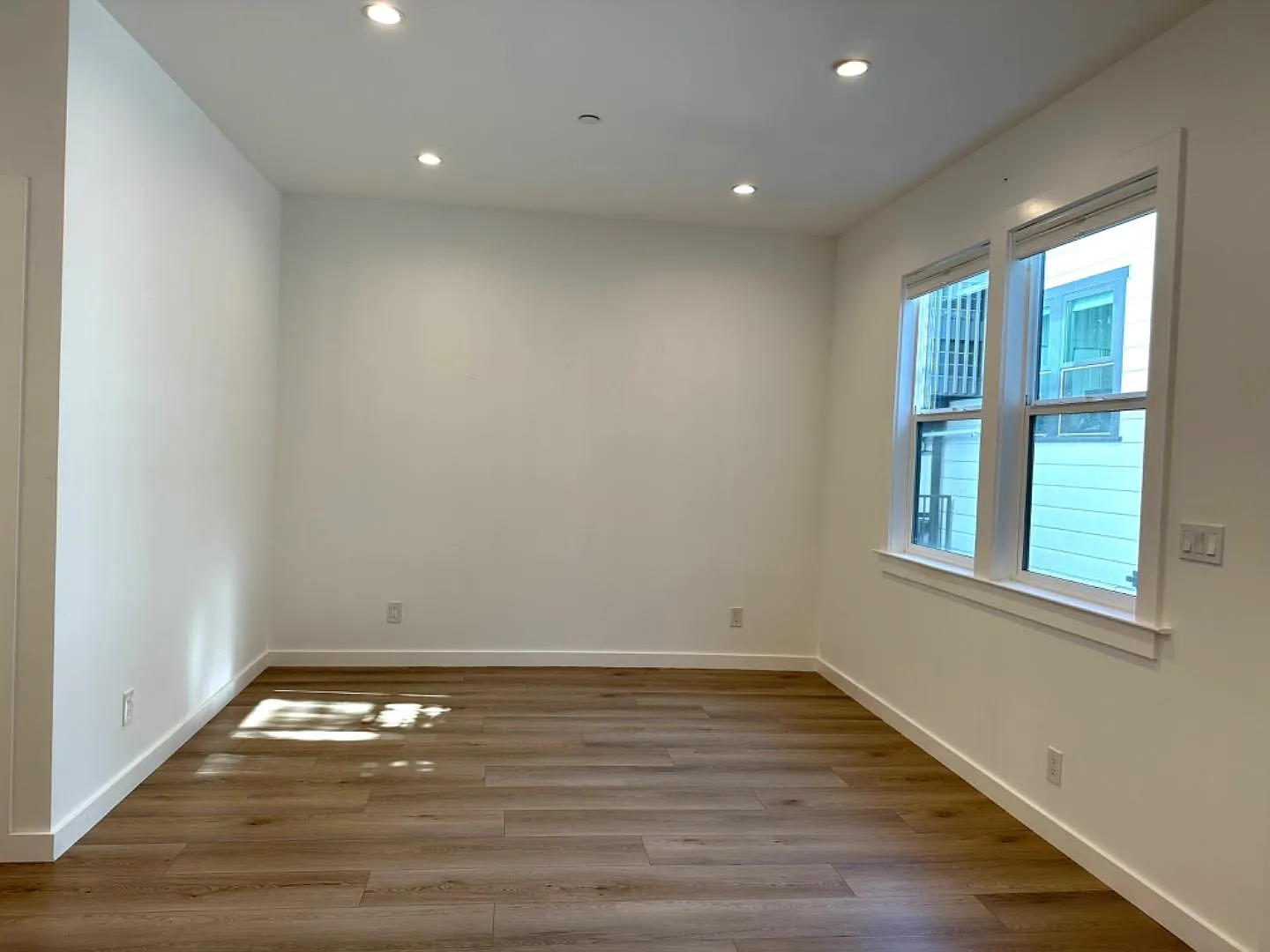 1372 Natoma St - Photo 6