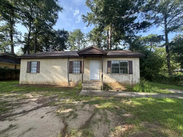 2310 Beachview Dr, Albany, GA 31705