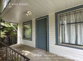 306 N 46th St, Seattle, WA 98103