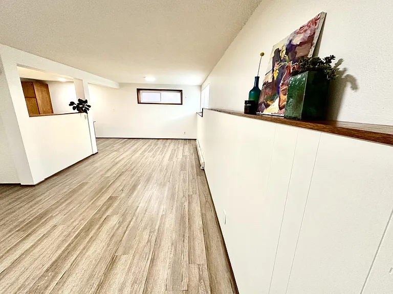 4267 Woodland Park Ave N #1 — Photo 3