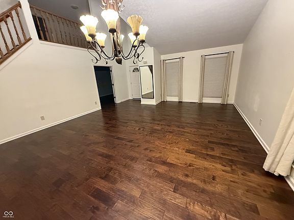 4th image of 8625 Douglaston Ct