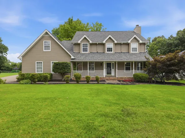 9608 Imperial Dr, Ooltewah, TN 37363