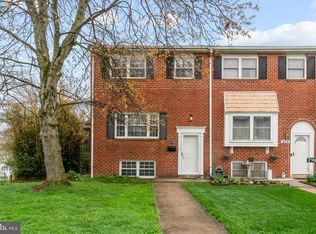 957 Stormont Cir, Baltimore, MD 21227