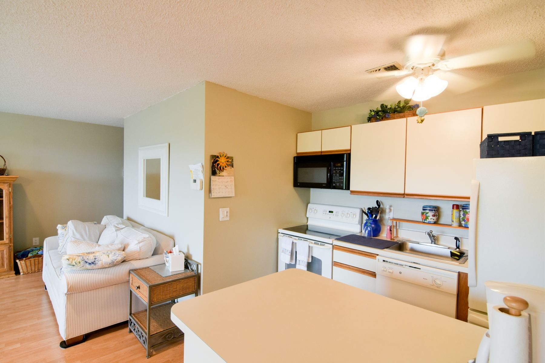 Rough Riders Landing, 23 Fort Pond Rd Unit 53, Montauk, NY 11954