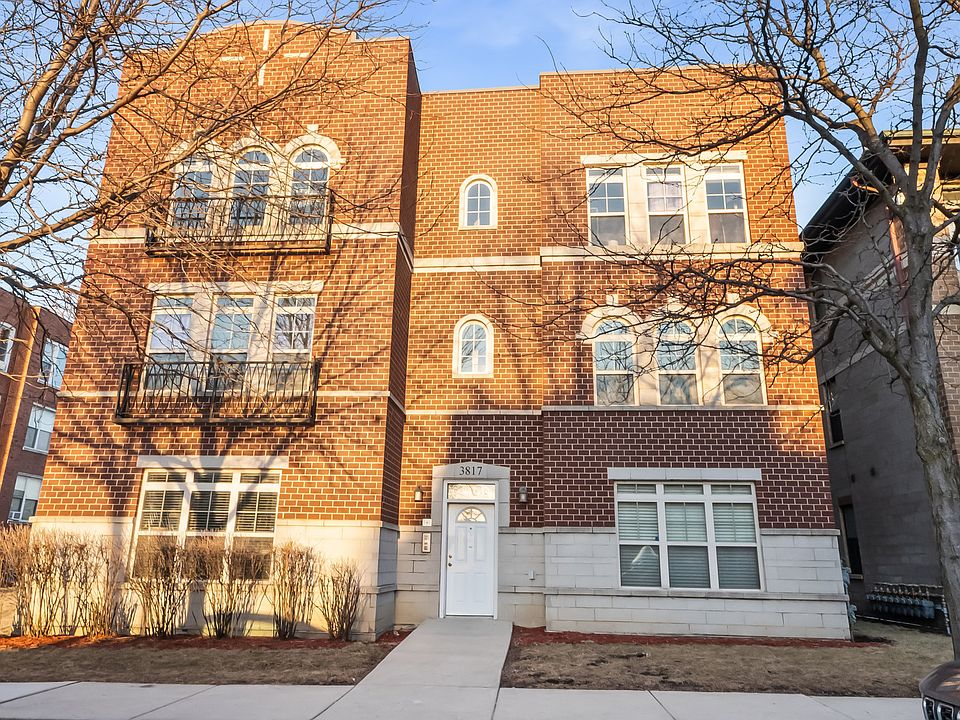 1st image of 3817 S Ellis Ave Unit 302