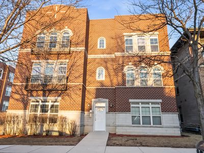 3817 S Ellis Ave Unit 302, Chicago, IL, 60653