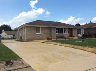3606 Nichols Meadow Cir, Louisville, KY 40215